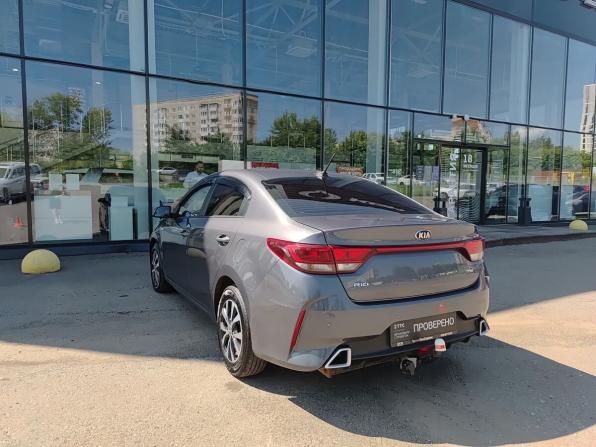Kia Rio IV Рестайлинг с пробегом 2021 года, цена 1 530 900 рублей, 77500 км, седан, Автокод Объявления