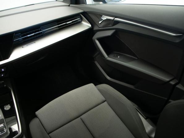 Audi A3 IV (8Y) с пробегом 2021 года, цена 3 100 000 рублей, 39872 км, хэтчбек, Автокод Объявления