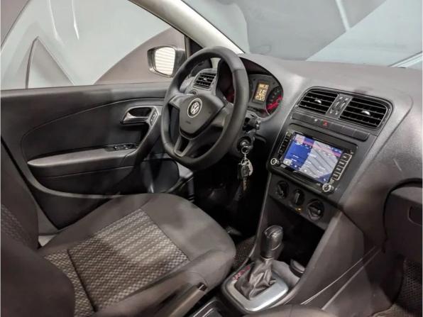 Volkswagen Polo V Рестайлинг с пробегом 2017 года, цена 1 130 000 рублей, 94575 км, седан, Автокод Объявления