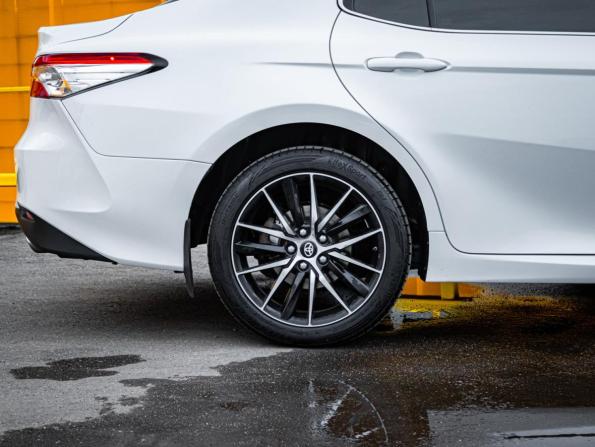 Toyota Camry VIII (XV70) Рестайлинг с пробегом 2021 года, цена 2 569 999 рублей, 125974 км, седан, Автокод Объявления