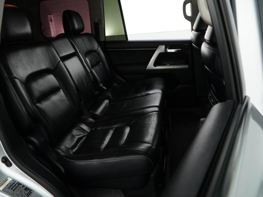 Toyota Land Cruiser 200 Series Рестайлинг 1 Москва  - изображение 7