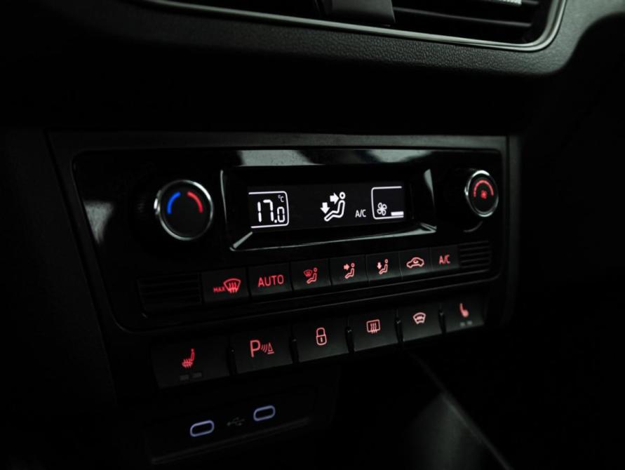 Volkswagen Polo VI Санкт-Петербург  - изображение 15