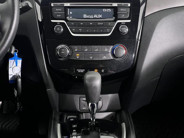 Nissan Qashqai II с пробегом 2015 года, цена 1 450 000 рублей, 141616 км, внедорожник, Автокод Объявления