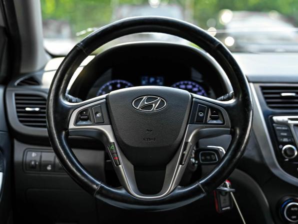 Hyundai Solaris I Рестайлинг с пробегом 2014 года, цена 799 000 рублей, 162343 км, седан, Автокод Объявления