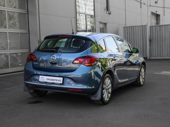 Opel Astra J Рестайлинг с пробегом 2013 года, цена 820 000 рублей, 154788 км, хэтчбек, Автокод Объявления
