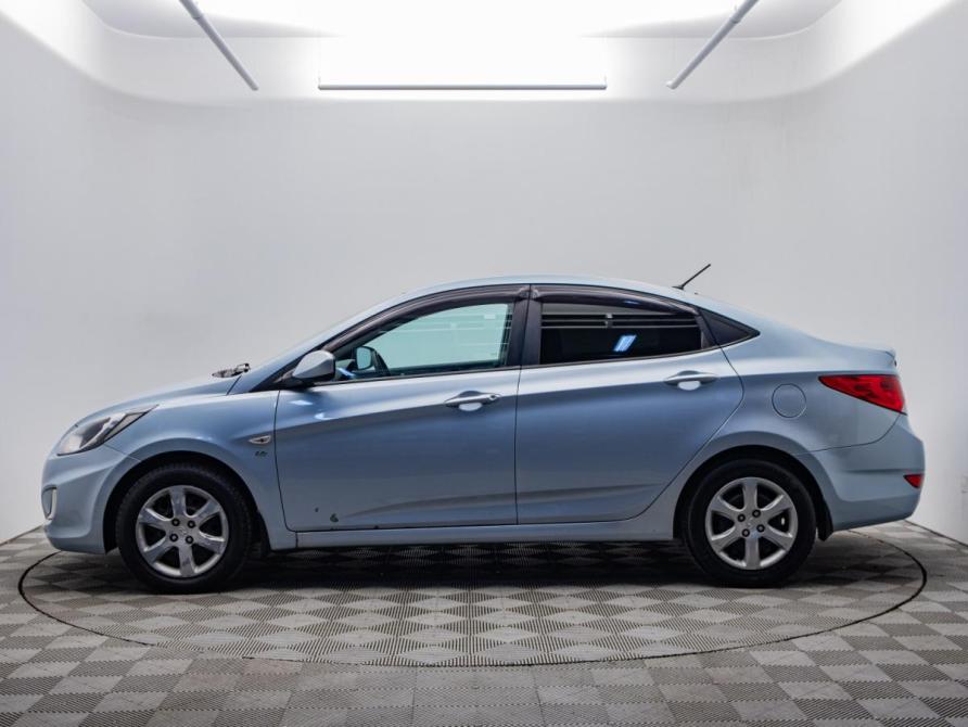 Hyundai Solaris I Москва  - изображение 2