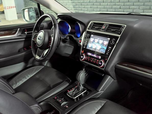 Subaru Legacy VI Рестайлинг с пробегом 2018 года, цена 2 260 000 рублей, 74830 км, седан, Автокод Объявления