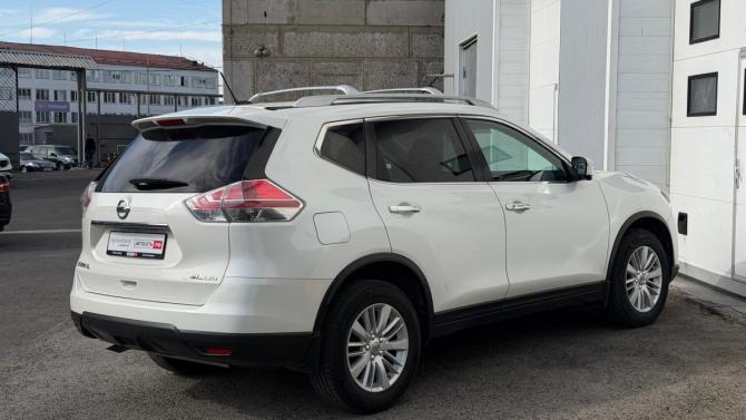 Nissan Rogue II с пробегом 2015 года, цена 1 575 000 рублей, 170195 км, внедорожник, Автокод Объявления
