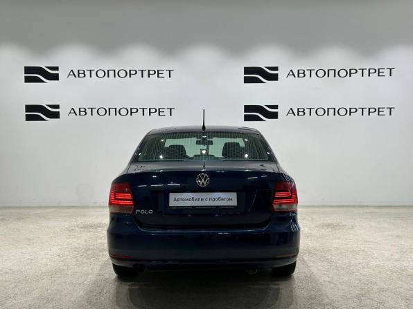 Volkswagen Polo V Рестайлинг с пробегом 2016 года, цена 919 000 рублей, 180711 км, седан, Автокод Объявления