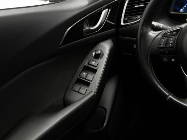 Mazda 3 III (BM) с пробегом 2014 года, цена 1 350 000 рублей, 115520 км, седан, Автокод Объявления
