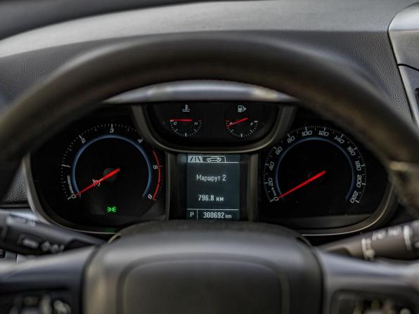 Chevrolet Orlando I с пробегом 2013 года, цена 930 000 рублей, 300485 км, минивэн, Автокод Объявления