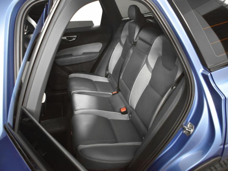 Volvo XC60 II Казань  - изображение 9