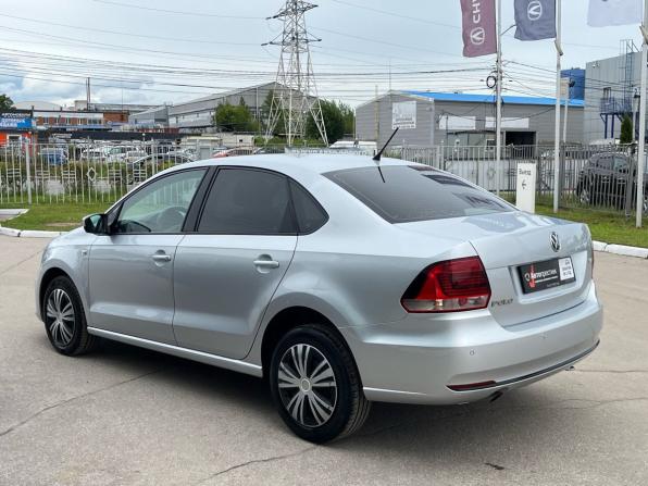 Volkswagen Polo V Рестайлинг с пробегом 2016 года, цена 960 000 рублей, 170225 км, седан, Автокод Объявления