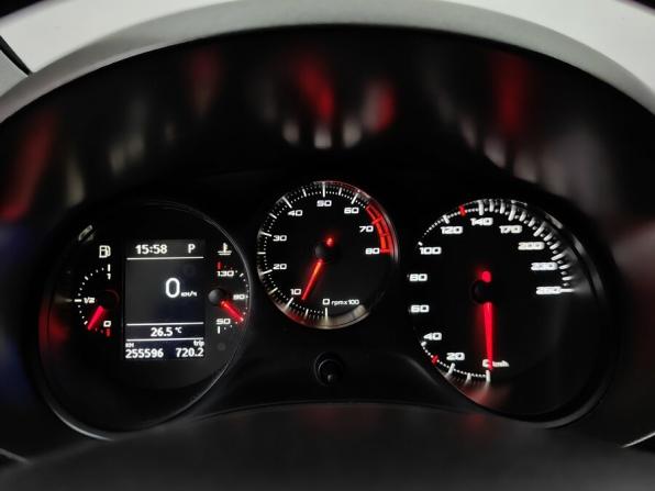 SEAT Leon II Рестайлинг с пробегом 2012 года, цена 824 000 рублей, 255563 км, хэтчбек, Автокод Объявления