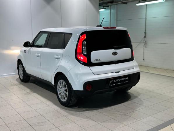 Kia Soul II Рестайлинг с пробегом 2017 года, цена 1 325 000 рублей, 101000 км, хэтчбек, Автокод Объявления