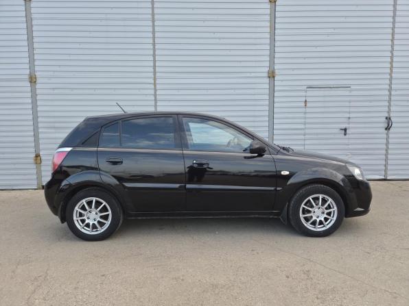 Kia Rio II Рестайлинг с пробегом 2011 года, цена 672 000 рублей, 168465 км, хэтчбек, Автокод Объявления