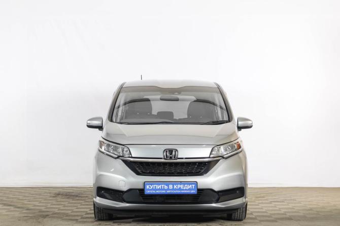 Honda Freed II Рестайлинг с пробегом 2021 года, цена 1 829 000 рублей, 101800 км, компактвэн, Автокод Объявления