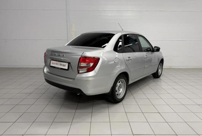 Lada (ВАЗ) Granta I Рестайлинг с пробегом 2024 года, цена 900 000 рублей, 41000 км, седан, Автокод Объявления