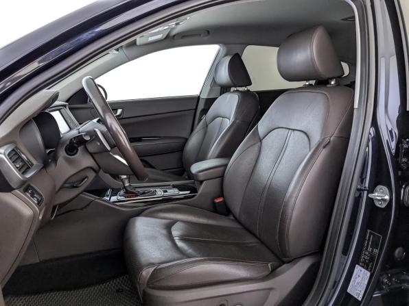 Kia Optima IV Рестайлинг с пробегом 2018 года, цена 2 150 000 рублей, 78100 км, седан, Автокод Объявления