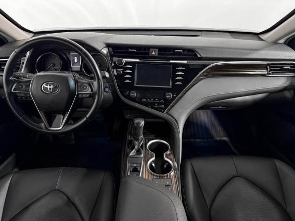 Toyota Camry VIII (XV70) с пробегом 2020 года, цена 2 690 000 рублей, 103324 км, седан, Автокод Объявления