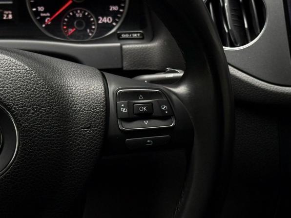 Volkswagen Tiguan I Рестайлинг с пробегом 2014 года, цена 1 699 000 рублей, 168243 км, внедорожник, Автокод Объявления