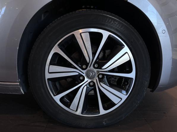 Citroen C4 Picasso II Рестайлинг с пробегом 2017 года, цена 1 420 000 рублей, 116040 км, компактвэн, Автокод Объявления