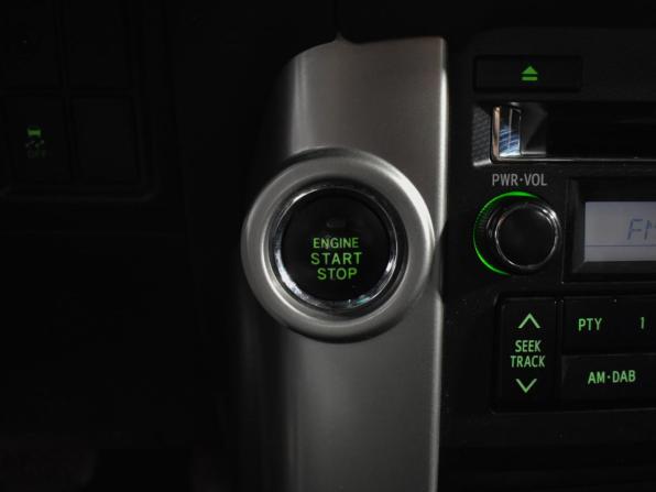 Toyota Land Cruiser Prado 150 Series с пробегом 2010 года, цена 2 067 900 рублей, 332213 км, внедорожник, Автокод Объявления