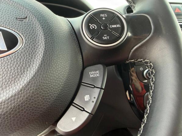 Kia Soul II Рестайлинг с пробегом 2018 года, цена 1 695 000 рублей, 108753 км, хэтчбек, Автокод Объявления