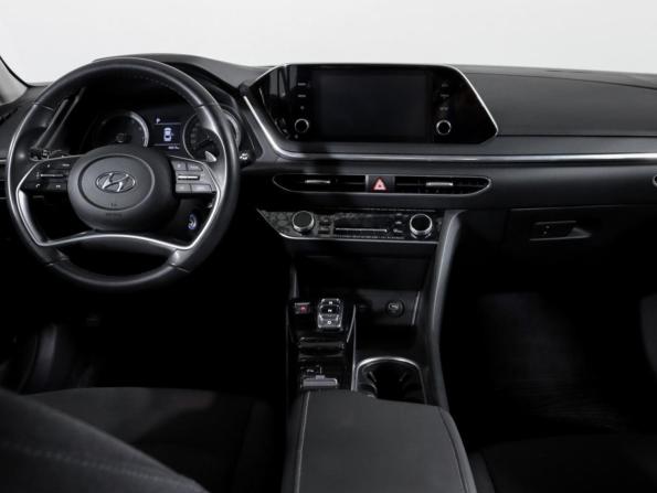 Hyundai Sonata VIII (DN8) с пробегом 2021 года, цена 2 470 000 рублей, 48213 км, седан, Автокод Объявления