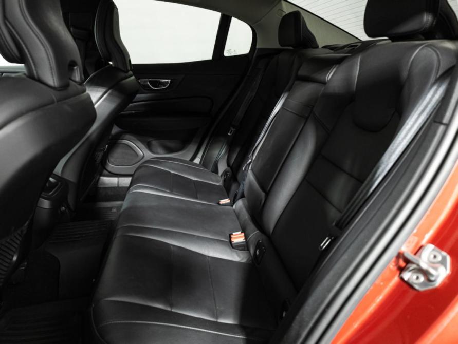 Volvo S60 III Санкт-Петербург  - изображение 10