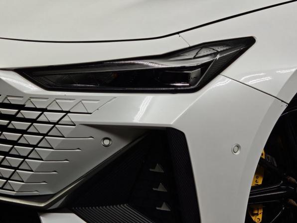 Changan UNI-V I с пробегом 2023 года, цена 1 793 000 рублей, 103825 км, лифтбек, Автокод Объявления