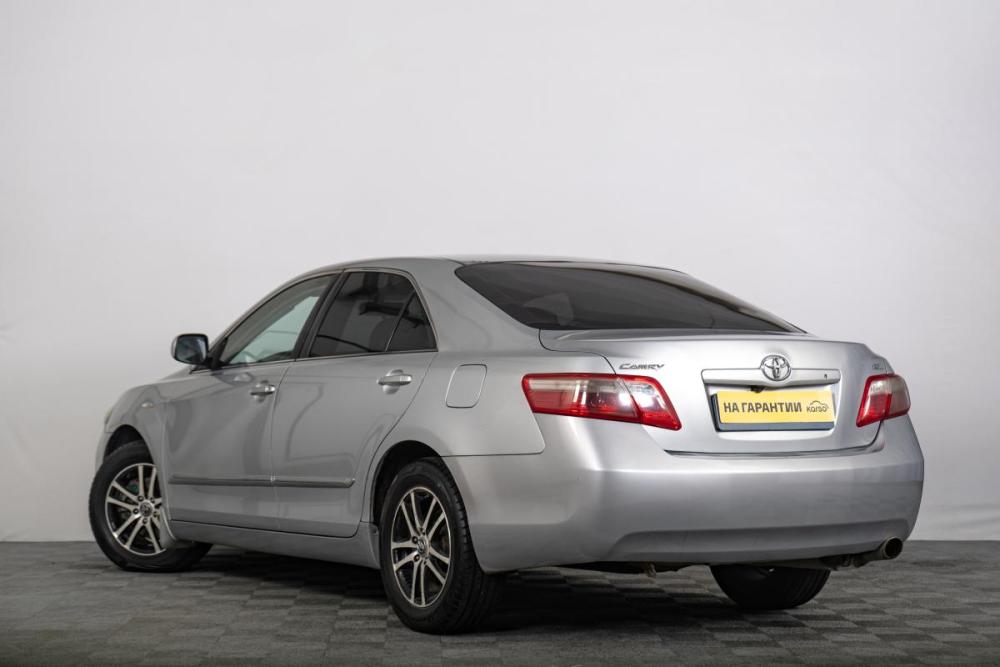 Toyota Camry VI (XV40) Рестайлинг Томск  - изображение 6