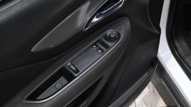 Opel Mokka I с пробегом 2014 года, цена 845 000 рублей, 139542 км, внедорожник, Автокод Объявления