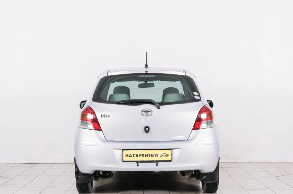 Toyota Vitz II (XP90) Красноярск  - изображение 6