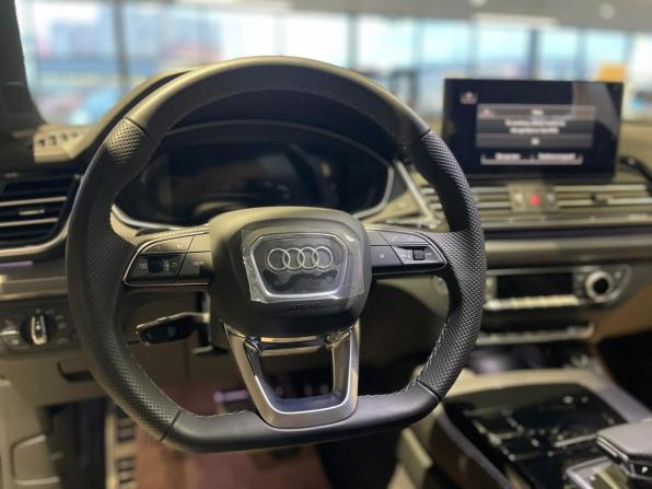 Audi Q5 II (FY) Рестайлинг с пробегом 2025 года, цена 5 945 000 рублей, 51 км, внедорожник, Автокод Объявления