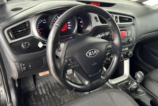 Kia Ceed I Рестайлинг с пробегом 2012 года, цена 795 000 рублей, 225338 км, хэтчбек, Автокод Объявления