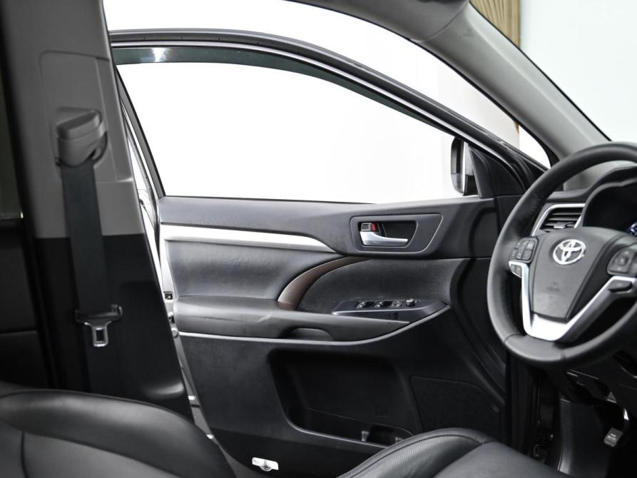 Toyota Highlander III (XU50) Москва  - изображение 9