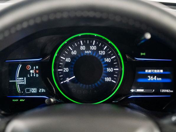 Honda Vezel I с пробегом 2014 года, цена 1 495 000 рублей, 135982 км, внедорожник, Автокод Объявления