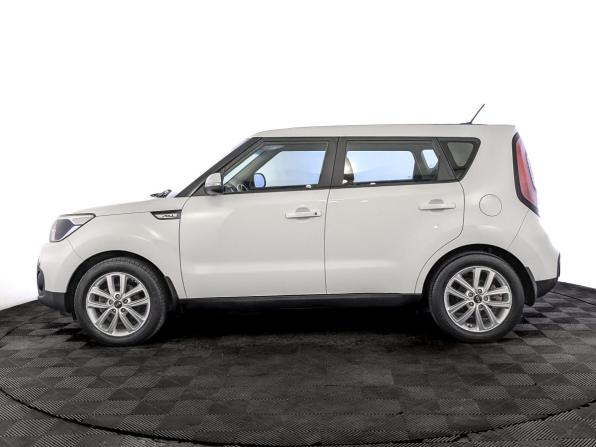 Kia Soul II Рестайлинг с пробегом 2019 года, цена 1 750 000 рублей, 58426 км, хэтчбек, Автокод Объявления