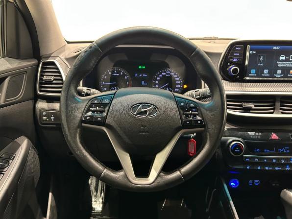 Hyundai Tucson III Рестайлинг с пробегом 2019 года, цена 1 599 000 рублей, 213864 км, внедорожник, Автокод Объявления