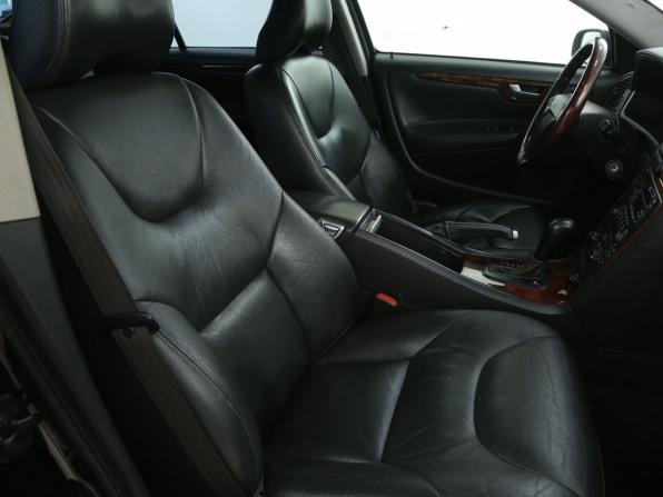 Volvo S60 I Рестайлинг с пробегом 2005 года, цена 591 000 рублей, 245500 км, седан, Автокод Объявления