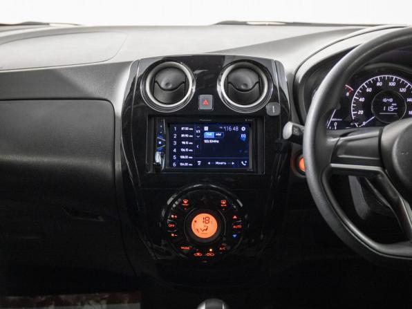 Nissan Note II Рестайлинг с пробегом 2017 года, цена 955 000 рублей, 124698 км, хэтчбек, Автокод Объявления