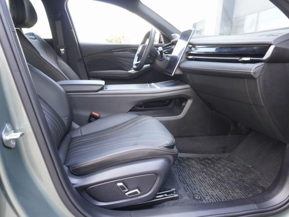 Geely Preface I с пробегом 2024 года, цена 2 763 000 рублей, 1494 км, седан, Автокод Объявления
