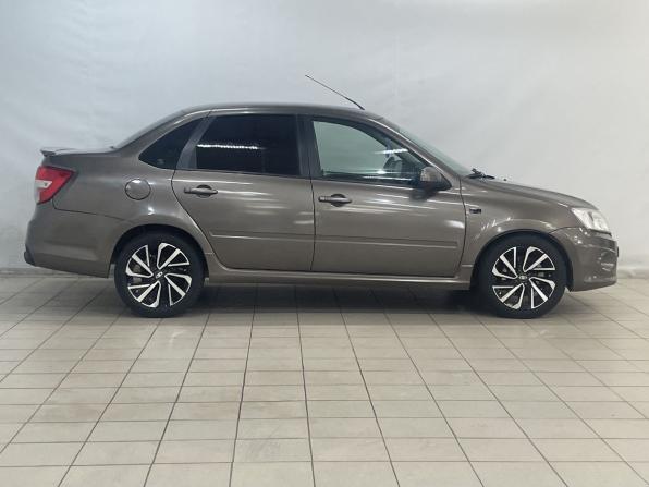 Lada (ВАЗ) Granta I с пробегом 2015 года, цена 520 000 рублей, 223882 км, седан, Автокод Объявления