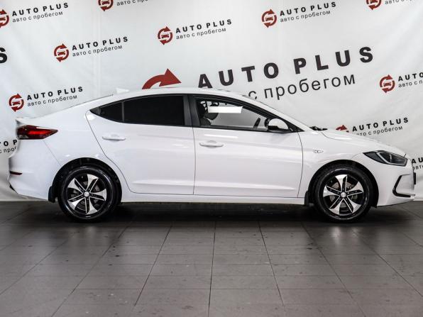 Hyundai Elantra VI (AD) с пробегом 2018 года, цена 1 349 000 рублей, 148062 км, седан, Автокод Объявления