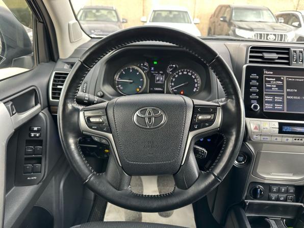 Toyota Land Cruiser Prado 150 Series Рестайлинг 3 с пробегом 2021 года, цена 6 170 000 рублей, 126489 км, внедорожник, Автокод Объявления