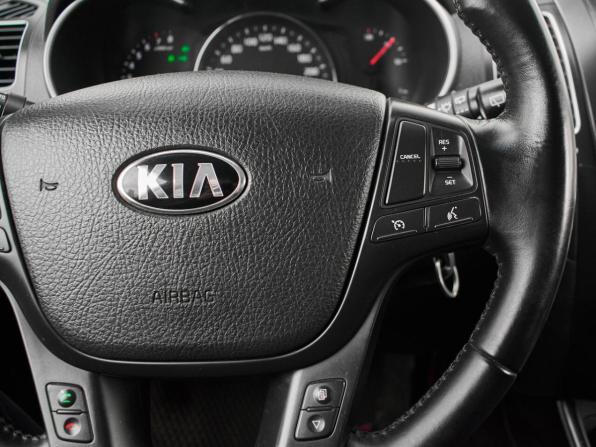 Kia Sorento II Рестайлинг с пробегом 2012 года, цена 1 550 000 рублей, 183369 км, внедорожник, Автокод Объявления
