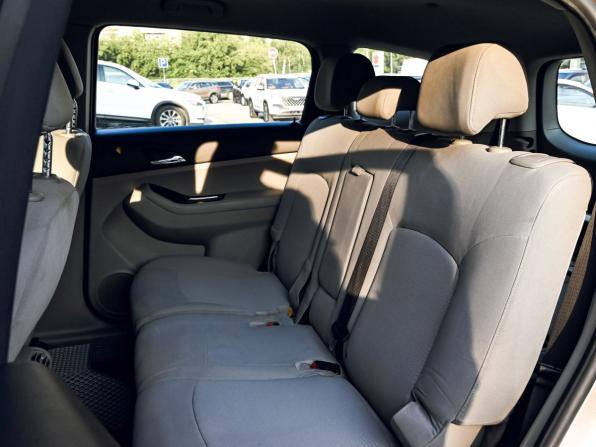 Chevrolet Orlando I с пробегом 2012 года, цена 915 000 рублей, 293126 км, компактвэн, Автокод Объявления