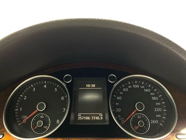 Volkswagen Passat B6 с пробегом 2010 года, цена 669 000 рублей, 256899 км, седан, Автокод Объявления