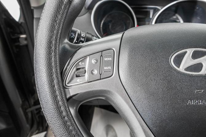 Hyundai ix35 I Рестайлинг с пробегом 2014 года, цена 1 439 000 рублей, 93300 км, внедорожник, Автокод Объявления